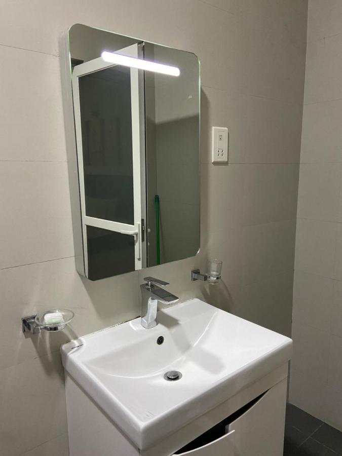 Sea View A Apartment Dehiwala-Mount Lavinia Ngoại thất bức ảnh